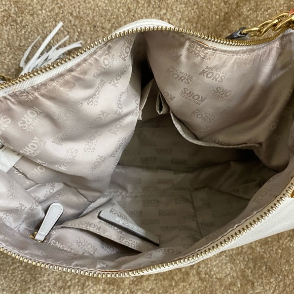 Michael Kors purse - Picture 4 of 5